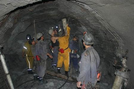 南江工程爆破中的危险因素分析以及应对工程爆破危险的措施