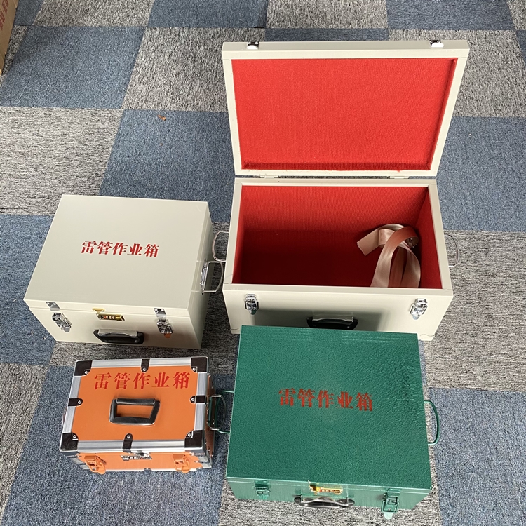 南江爆破工程作业箱如何选择？玻璃钢与传统材质的全面对比